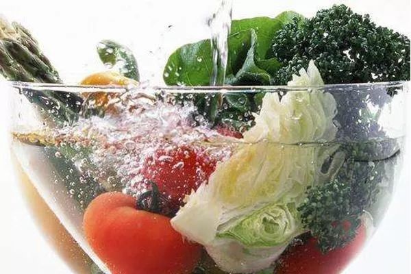 固体蔬菜的拉曼光谱成分分析